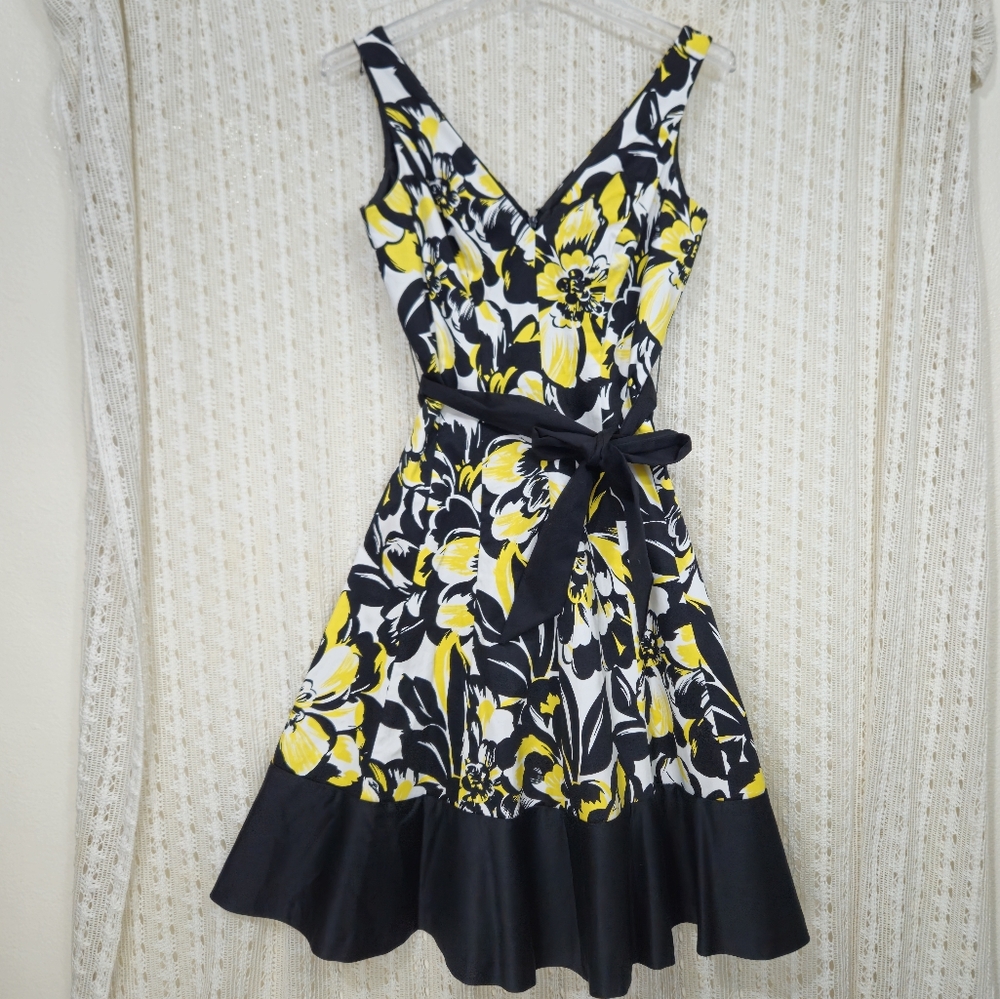 Nine West Black White Yellow Floral Fit and Flare Color Block Dress Size 2